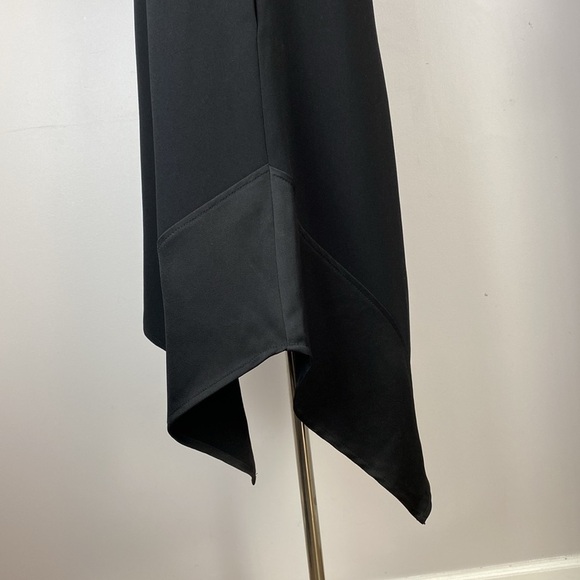 Trina Turk Joyous Asymmetrical Sleeveless Shirt with Dress Pockets Medium - Picture 12 of 16